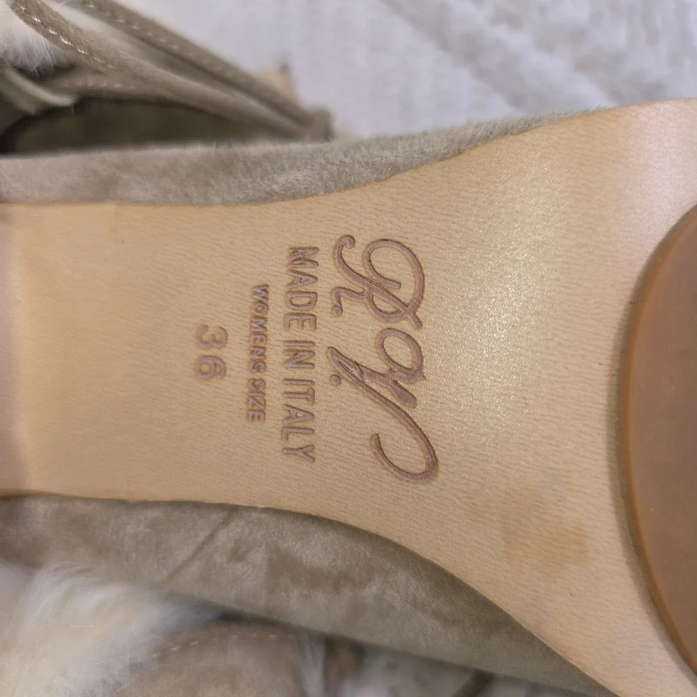 RV Roger Vivier Taupe‎ Suede Leather Fox Fur Lined Ankle Boots Women 36 5.5 6